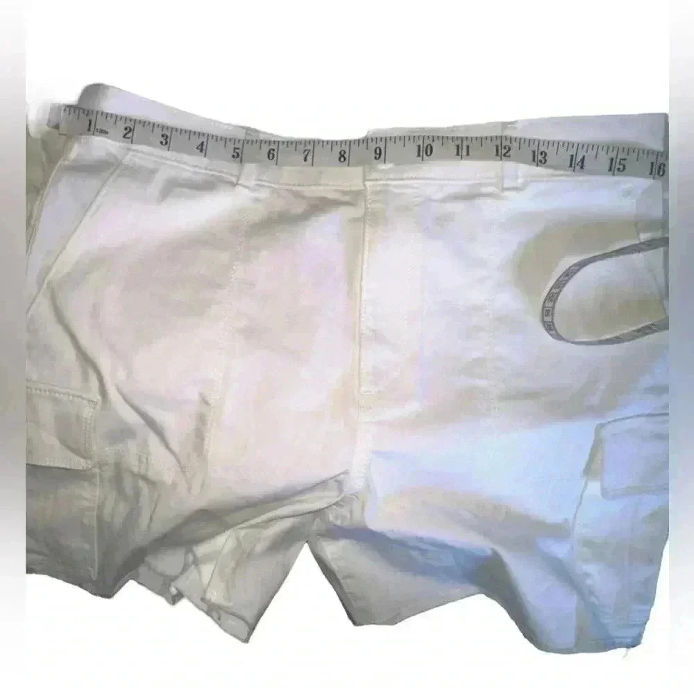 Ann Taylor Loft waist 32” size 6 white cotton cargo shorts.High waisted NWOT. - Picture 9 of 12